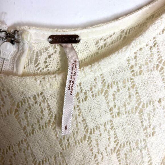 Free People - Ivory Crochet Lace Daisy A-line Mini Dress Women's Sz 0 - Picture 4 of 9